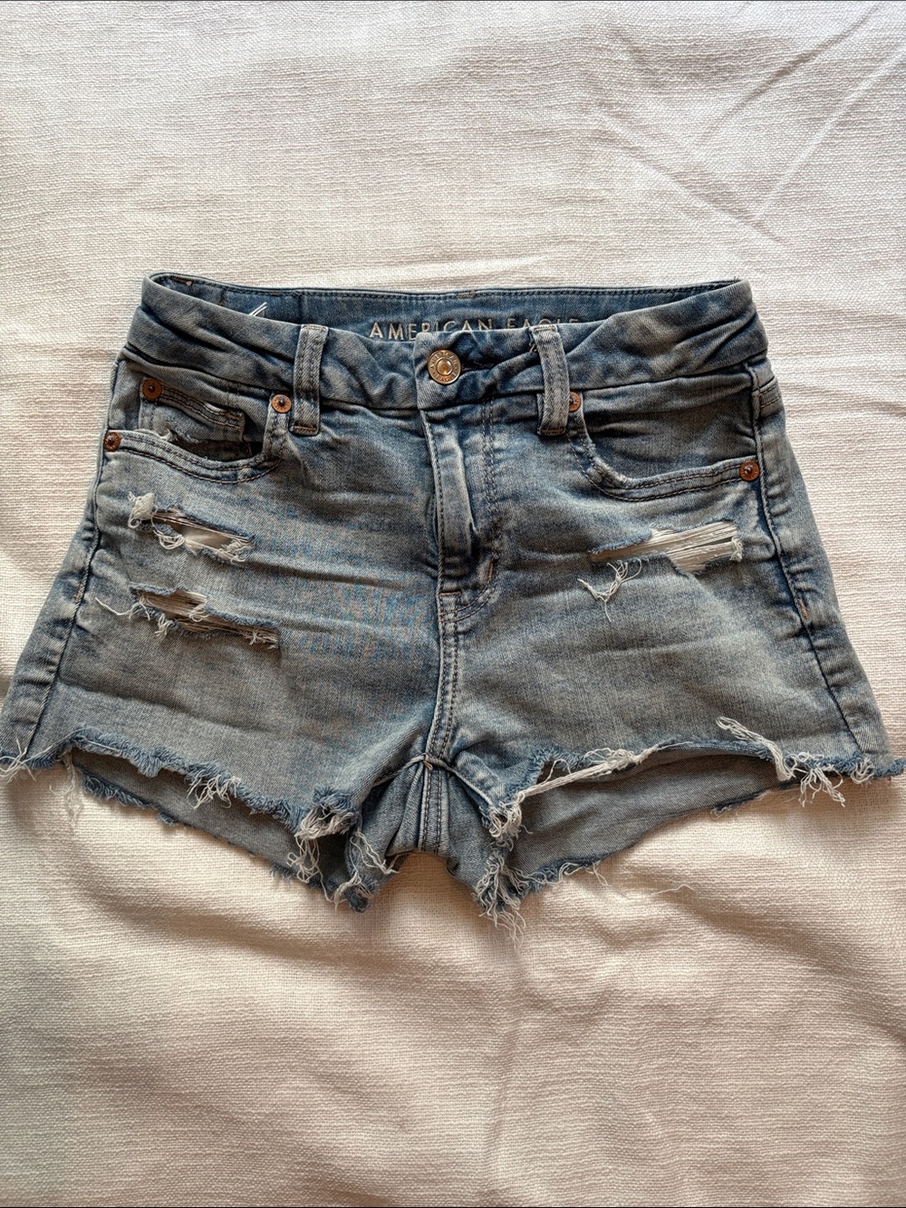 American Eagle Outfitters Faded Blue Distressed Denim Cutoff Shorts - Picture 1 of 8